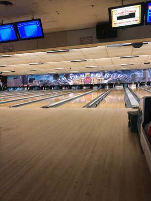 Pin Center Bowl on a Friday night